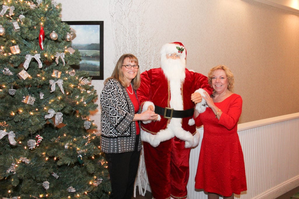 scwbec-2017-holiday-breakfast-santa